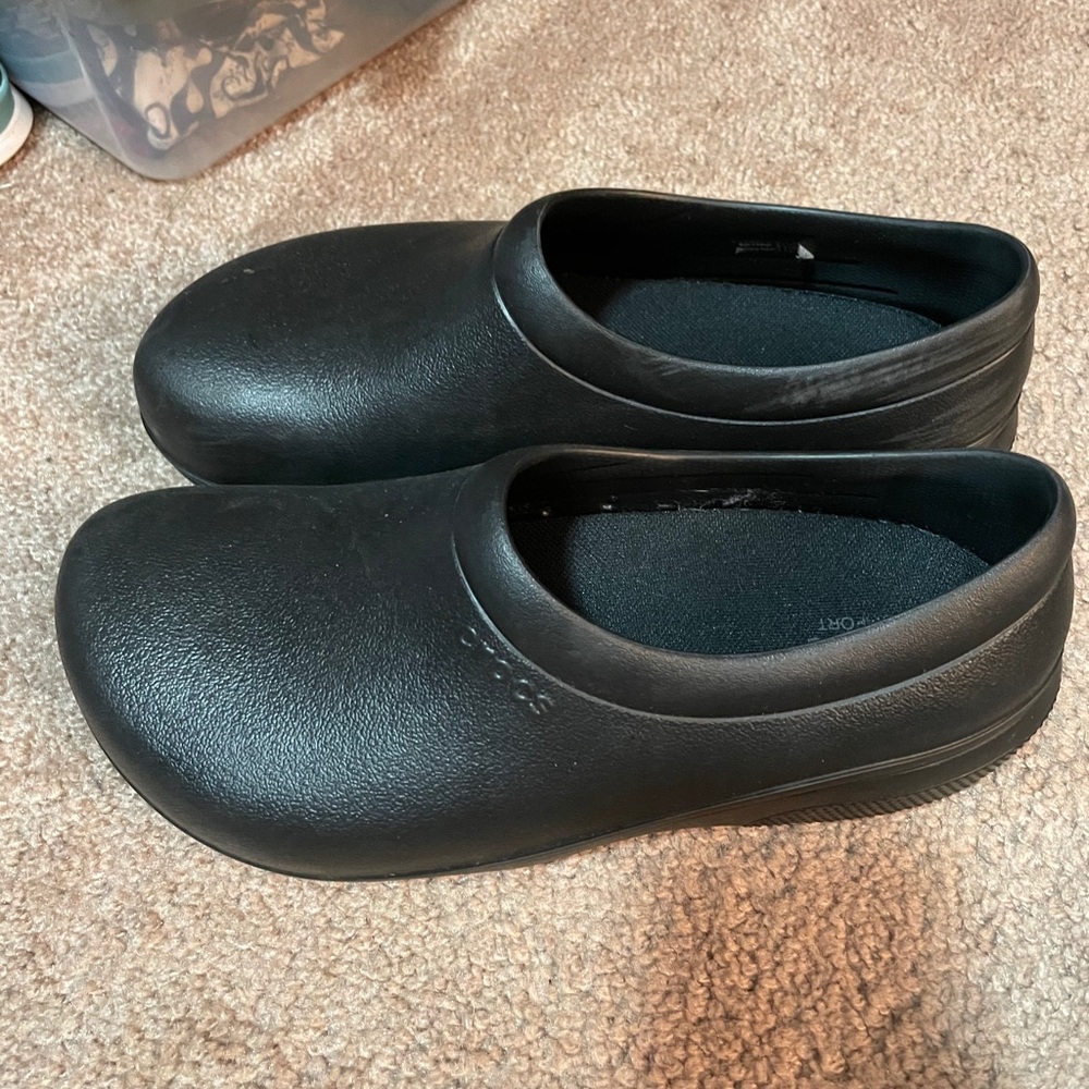 Croc’s Professional Slip-Resistant Clogs